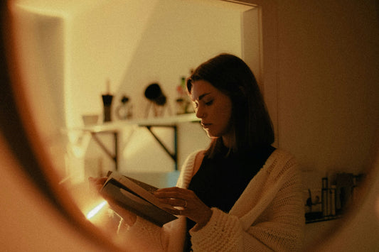 Warum Journaling beim Loslassen negativer Gedanken hilft